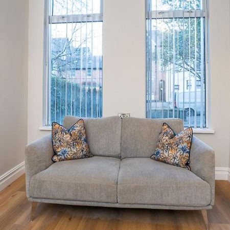 Modern 2 Bdr Apartment At Queens By Belfast City Breaks Exterior foto